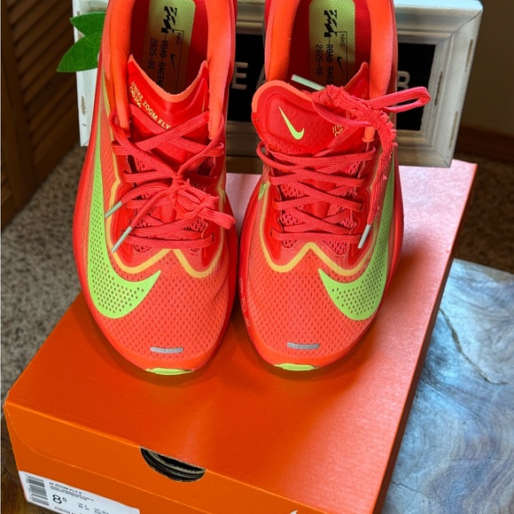Nike Women’s Zoom Fly 6 Bright Orange and Neon Yellow/Green Shoes - Picture 9 of 16